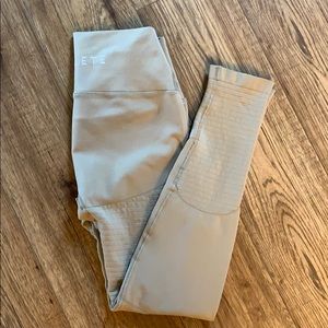 Alphalete R6 revival leggings taupe